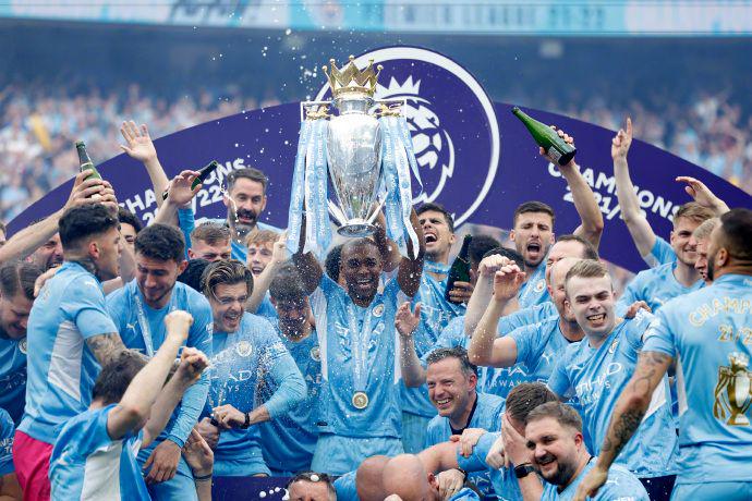 罗马靠稳健防守拿下胜利（稳固后防助罗马取胜）