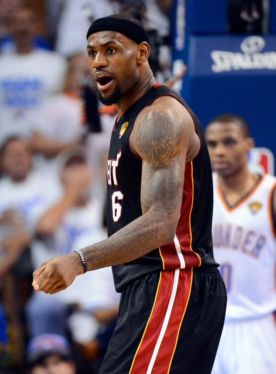 曼联接下来的英超五场大战：与切尔西、利物浦及其他竞争对手的赛程对比（曼联英超未来五战前瞻：与切尔西、利物浦及其余竞争对手的赛程对照）