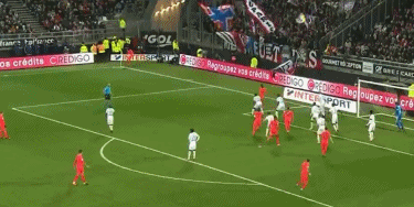 比塞克：不考虑转会问题；我必须持续出场才有机会踢世界杯