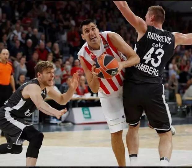 维埃里谈德比：也许国米应该踢得难看一点然后多进几个球（维埃里谈德比：国米不必追求好看，踢得务实才能多进球）