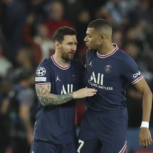 🌟NBA杯四强对阵全部出炉：魔术vs尼克斯，雷霆vs马刺（NBA季中锦标赛四强揭晓：魔术迎战尼克斯，雷霆硬碰马刺）