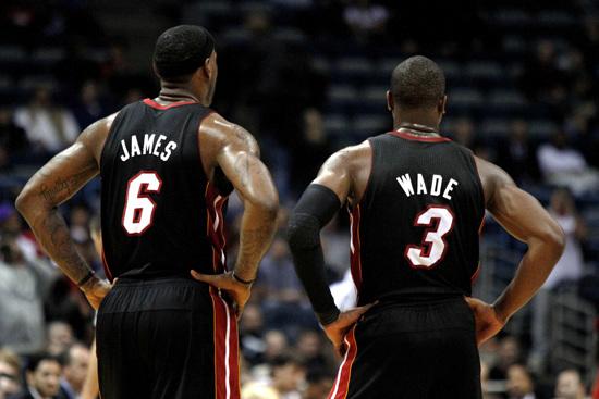 西媒：阿姆拉巴特已前往摩洛哥，不会随贝蒂斯征战本轮欧联（西媒：阿姆拉巴特已赴摩洛哥，本轮欧联无缘随贝蒂斯出战）