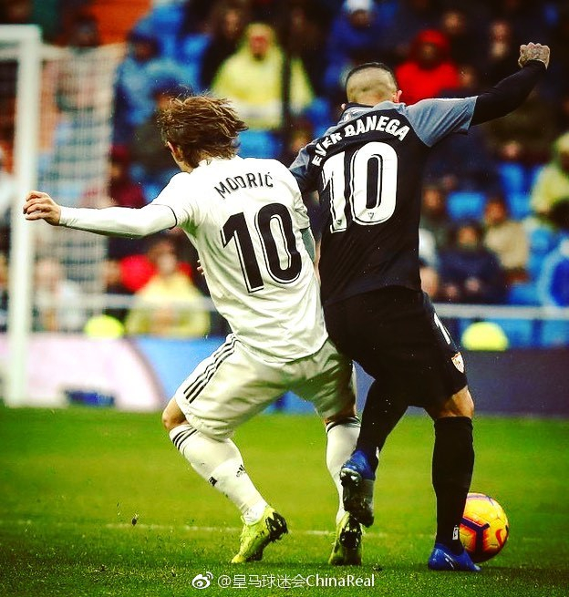 桑德兰主帅：利物浦只是遇到信心问题，我们会尝试高位压迫（桑德兰主帅：利物浦只是信心受挫，我们将祭出高位逼抢）