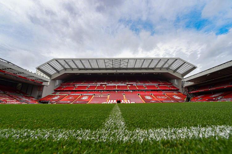 C罗：我现在踢英超也能进这么多球；在西班牙进球比沙特容易（C罗自信：现在踢英超也能进同样多的球；在西班牙进球比在沙特更容易）