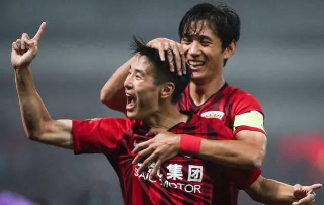 图片报：阿德耶米续约只接受加入解约条款，金额或达8000万欧（图片报：阿德耶米愿续约但需加入解约条款，解约金或高达8000万欧元）